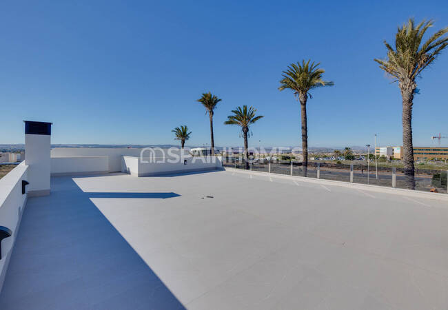 Snygga Enplanshus Med Hisnande Utsikt I Torrevieja 4