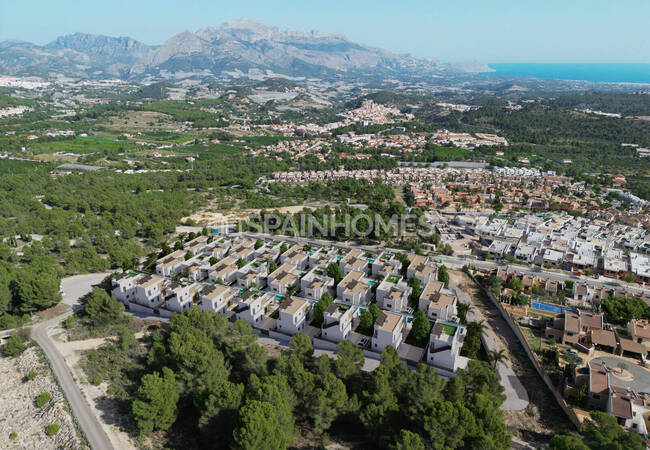 Elegant Detached Homes with a Pool in Polop Costa Blanca 17