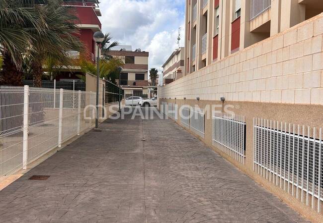 Ready-to-move Flats for Sale in Lomas De Cabo Roig 17