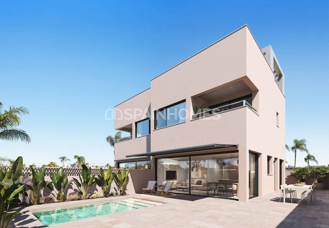 Luxury Townhouses Near Las Higuericas Beach in Pilar De La Horadada