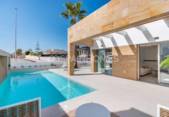 Villas 4 Chambres Avec Piscine Et Solarium À Ciudad Quesada 4