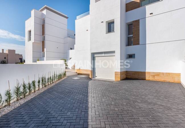 Villas 4 Chambres Avec Piscine Et Solarium À Ciudad Quesada 10
