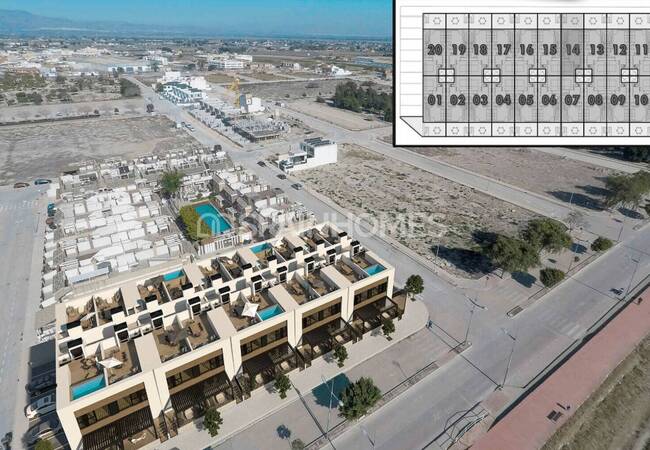 Chic Townhouses with Solariums in Dolores Alicante 2