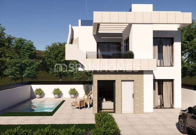 منازل أنيقة بالقرب من شواطئ توريفايجا في لوس مونتيسينوس 8