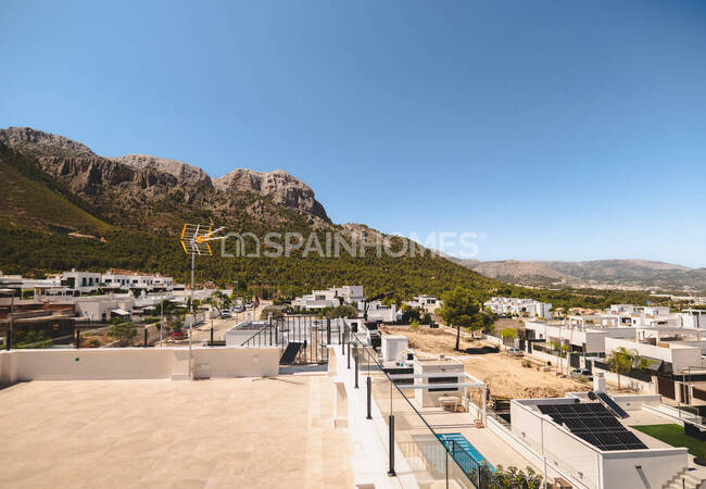 Потрясающий дом с частным бассейном и садом в Полопе 6