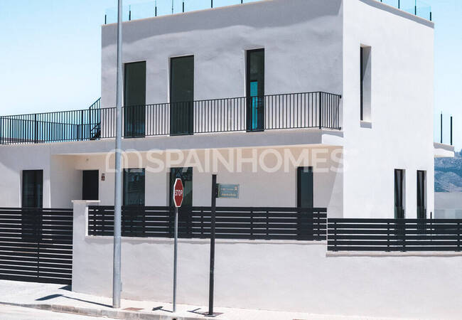 Потрясающий дом с частным бассейном и садом в Полопе 4