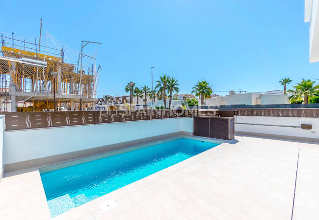 Stilvolle Häuser Mit Pool Und Solarium In Benijófar Alicante 3