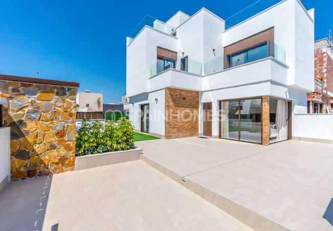 Stylish Houses with Pool and Solarium in Benijófar Alicante