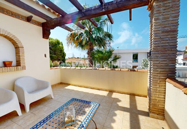 Huis Met 5 Slaapkamers, Tuin En Jacuzzi In Orihuela Costa 29