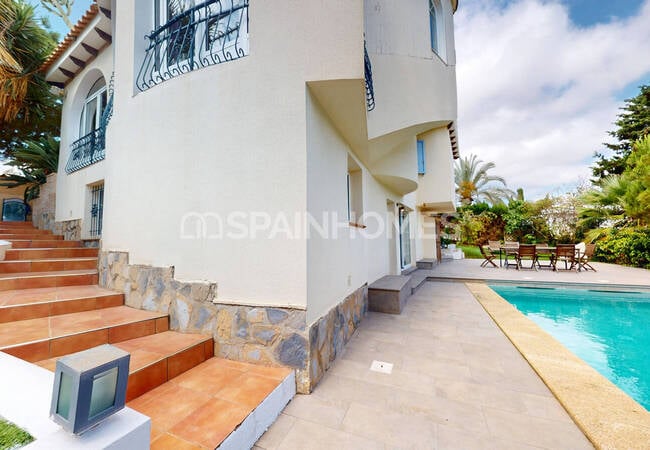 Huis Met 5 Slaapkamers, Tuin En Jacuzzi In Orihuela Costa 8