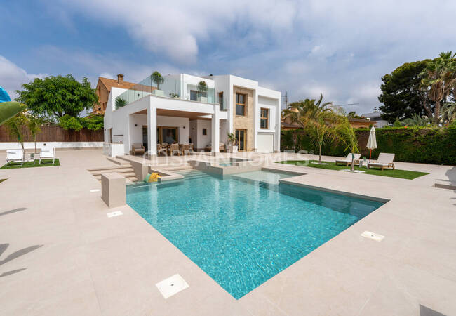 Villa Mit 4 Schlafzimmern Und Pool In Meeresnähe In Orihuela, Alicante 7