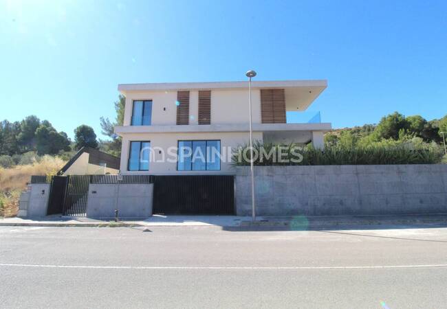 Villa Med 4 Sovrum, Pool Och Trädgård I Alicante Biar 8