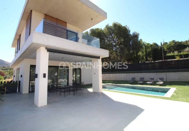 Villa Med 4 Sovrum, Pool Och Trädgård I Alicante Biar 1