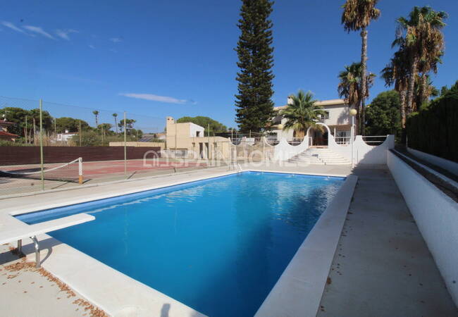 Hus I Spansk Stil Med Pool I Elche Alicante 6