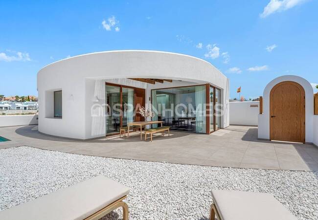 Modern 3-bedroom Houses with Private Pool in Algorfa 11