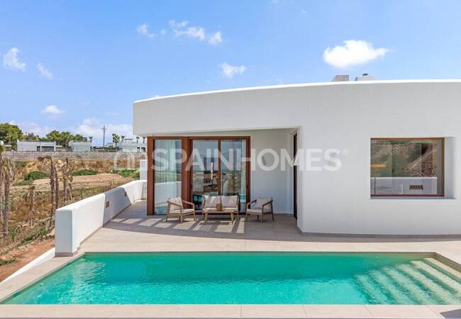 Modern 3-bedroom Houses with Private Pool in Algorfa 5