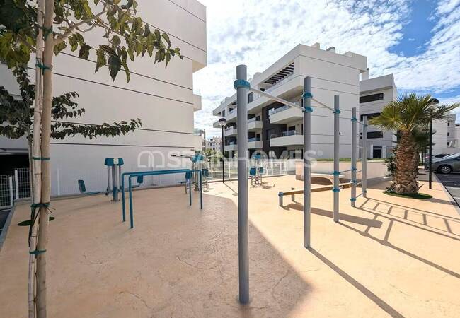 Elegant Appartement In Een Complex Met Een Zwembad In Villamartin 11