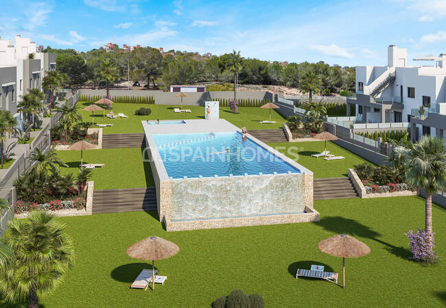 Apartments in a Complex with a Pool in San Miguel De Salinas 1