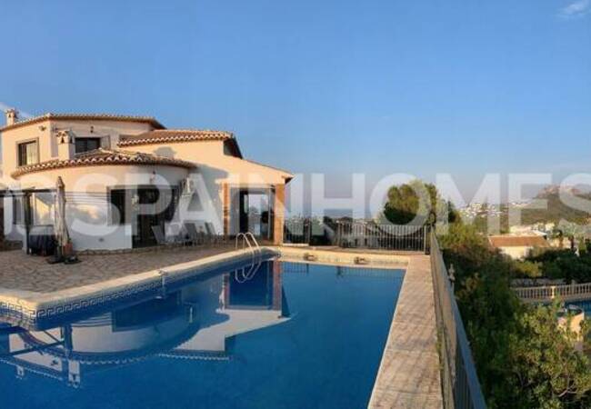 Amplia Casa Con Piscina Y Vistas A La Montaña En Alicante 2