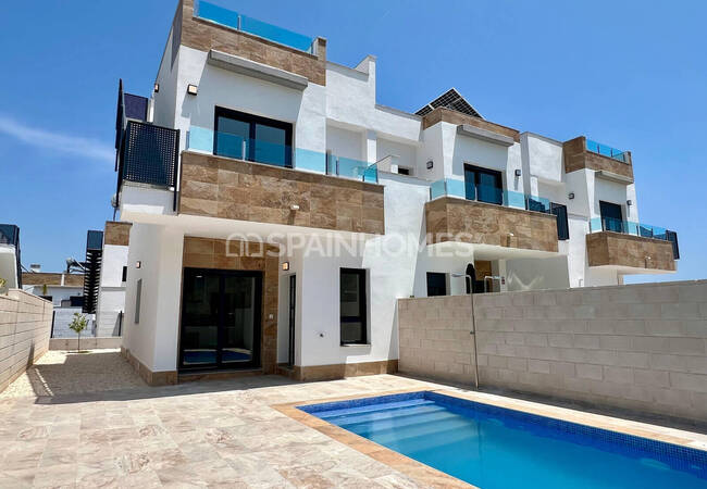 Villas Con Vistas Al Mar Y Piscina En Polop, Alicante