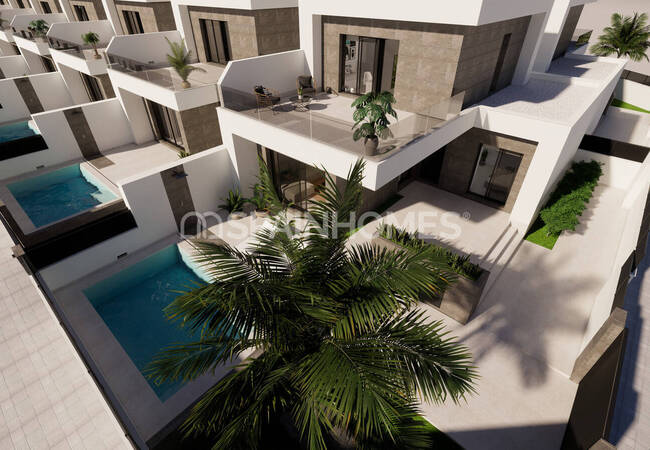 منازل حديثة من 3 غرف نوم مع مسبح خاص في دولوريس 2