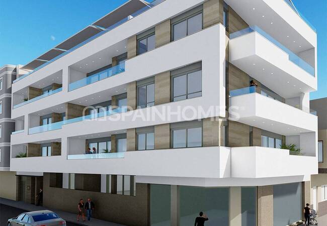 1, 2, and 3-bed Flats in a Complex Near the Beach in Torrevieja