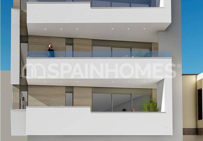 1, 2, and 3-bed Flats in a Complex Near the Beach in Torrevieja 6