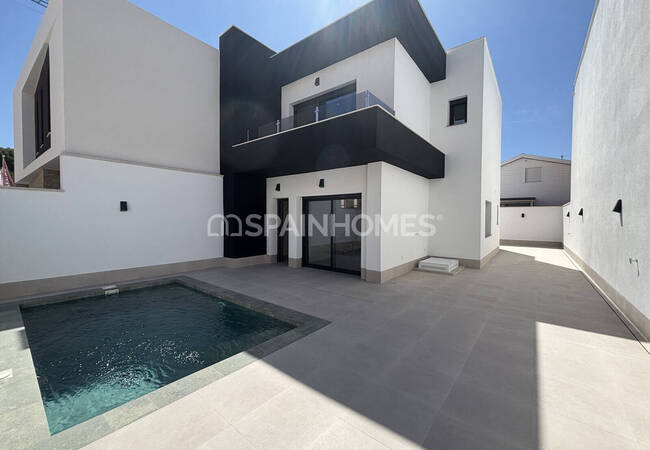 3-bedroom Villas with Pools and Gardens in Almoradí 4