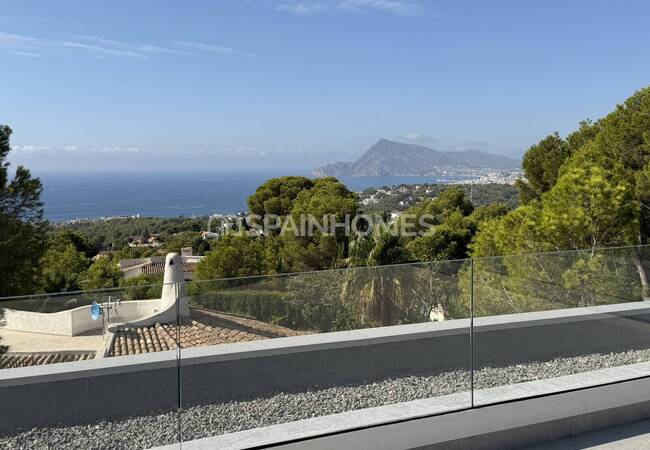 Alicante Altea'da Özel Havuzlu Şık Tasarımlı Müstakil Villa 13