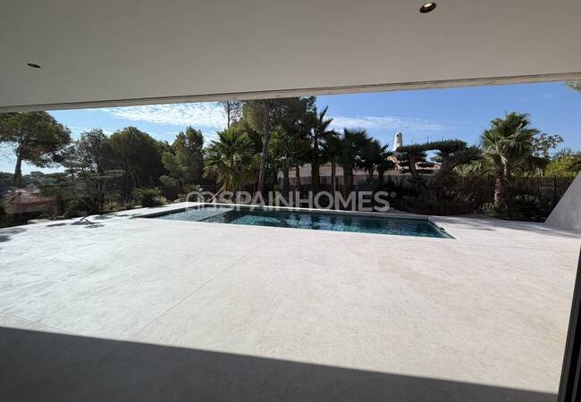 Alicante Altea'da Özel Havuzlu Şık Tasarımlı Müstakil Villa 7