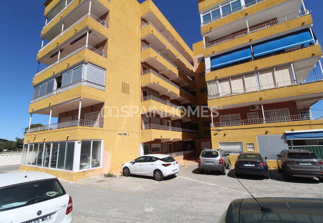 Punta Prima, Alicante’de Plaja Yakın Deniz Manzaralı Daire 1