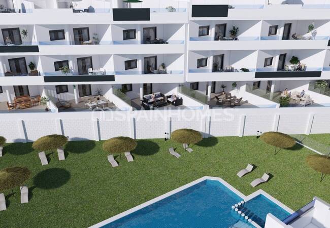 Apartments with Pool Near the Sea in Los Altos Alicante 4