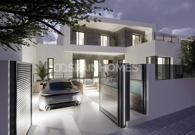 Villas with Pools Close to Amenities in Alicante Dolores 2
