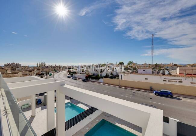 Villas Con Piscina Y Terraza Privadas En Alicante Torrevieja 15