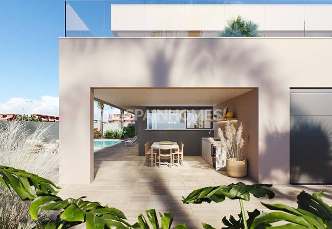 Villa's Met Zwembad Tegenover Het Strand In La Zenia Alicante 4