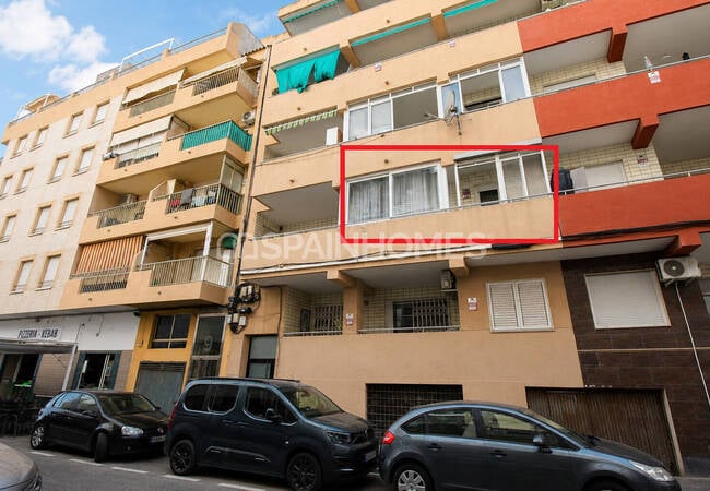 Appartement 2 Chambres Avec Balcon À Torrevieja Alicante 1