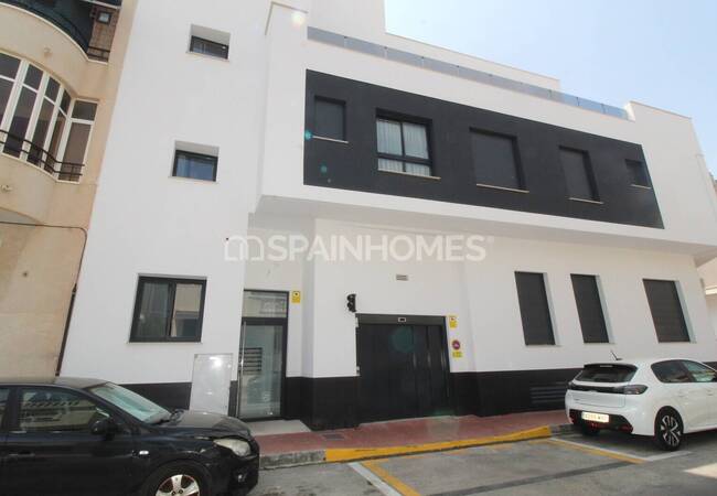 Elegant Apartments with Communal Pool in Torrevieja 3