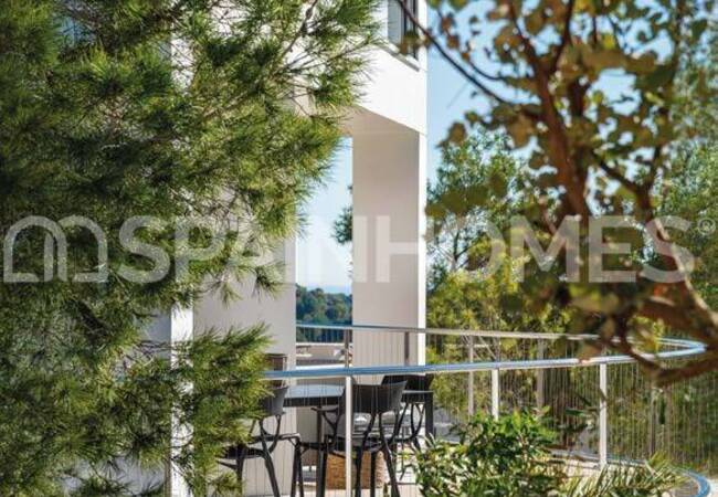 Alicante’de Özel Havuzlu ve Golf Manzaralı Geniş Müstakil Ev 5