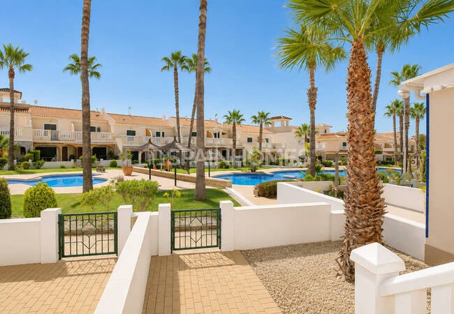 3-bedroom Townhouse with Communal Pool in Rojales 2