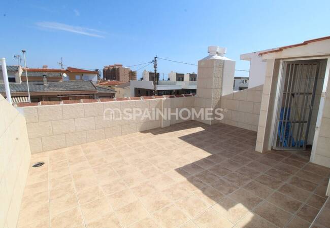 Spacious Sea-view Townhouse for Sale in Torrevieja Alicante 4