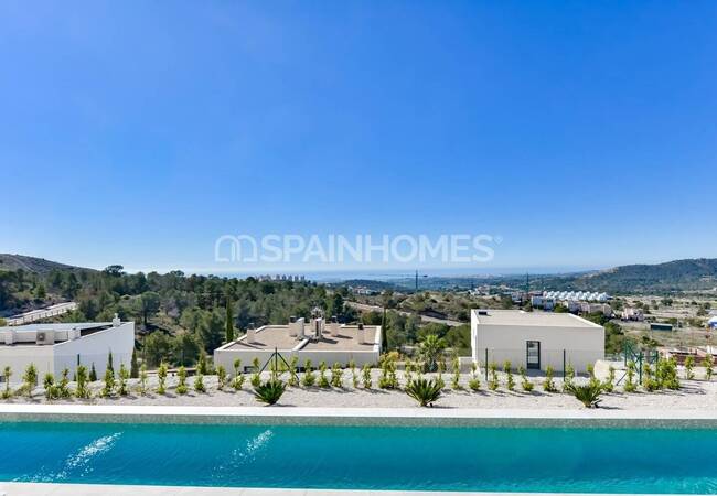 Detached 8-bedroom Villa with Pool in Finestrat Alicante 2