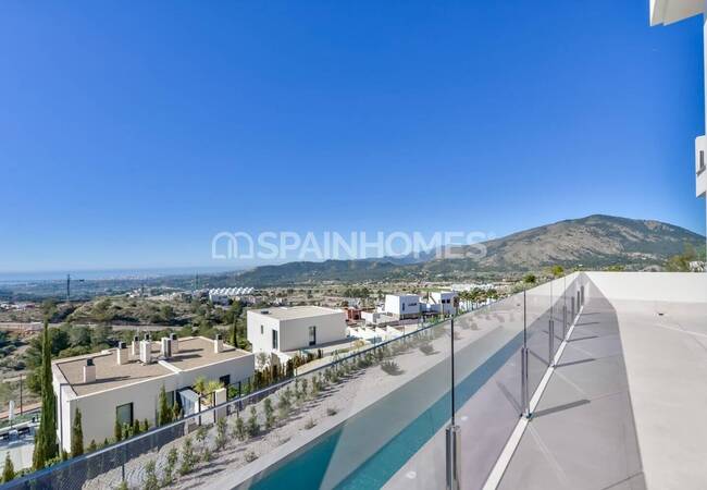 Detached 8-bedroom Villa with Pool in Finestrat Alicante 14
