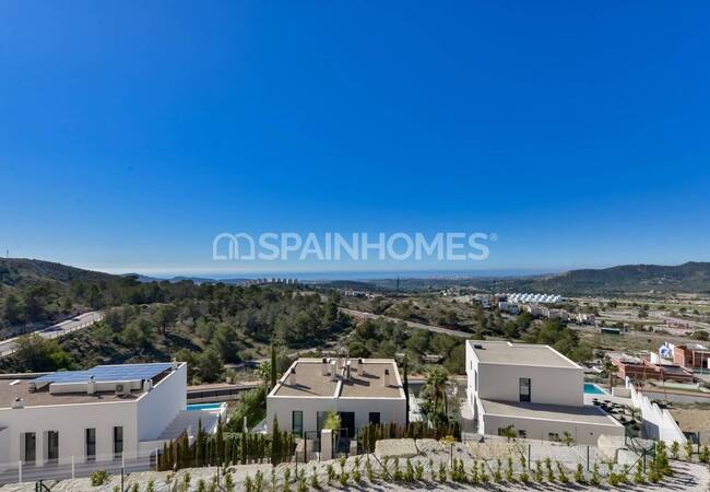 Detached 8-bedroom Villa with Pool in Finestrat Alicante 16