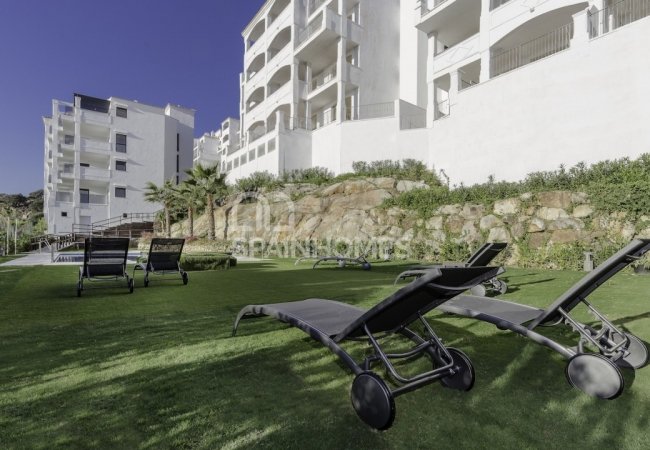 South-facing Apartments and Penthouses in Manilva 2