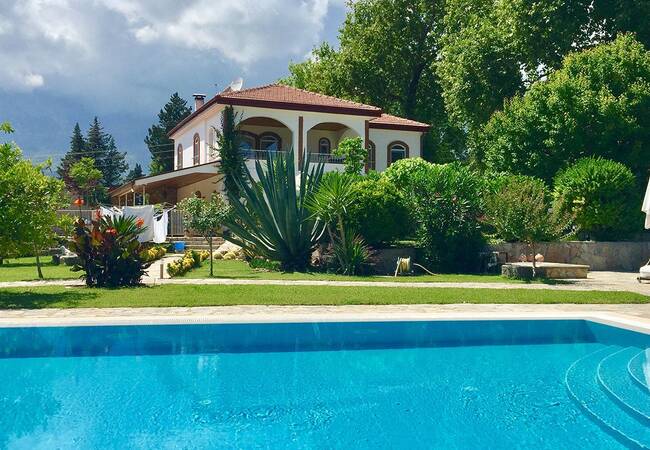Luxueuse Villa Entrelacée Avec Nature À Kemer Antalya 1