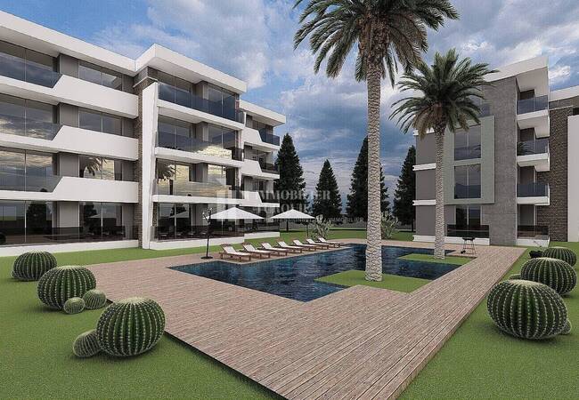 Luxueux Immobilier Résidentiel Avec Piscine À Aksu Altintas