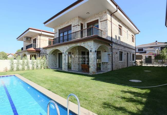 Villas Neuves Avec Chauffage Au Sol À Antalya Dosemealti