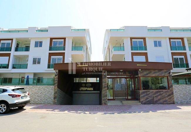 Appartement Meublé Avec Piscine À Antalya Konyaalti