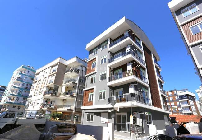 Appartements Près Des Routes Principales À Antalya Kiziltoprak 1