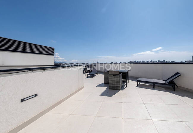 Properties in a Complex with Swimming Pool in Barcelona Andreu 3